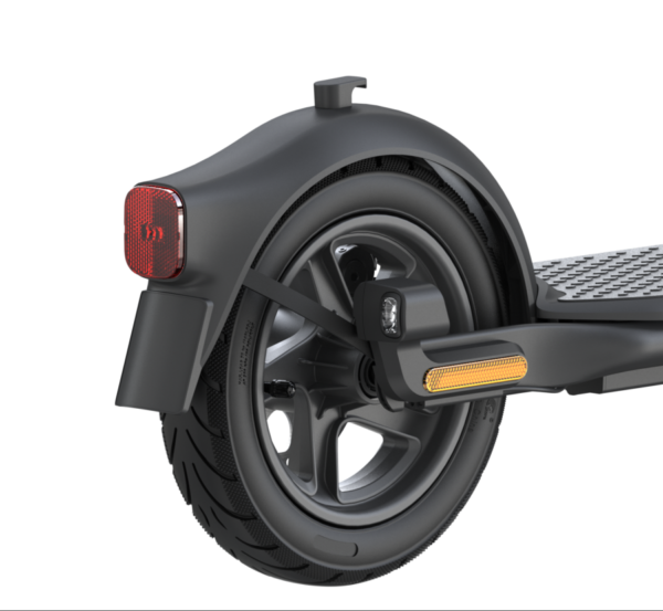 Segway Ninebot F25I trottinette électrique vue de la roue arrière