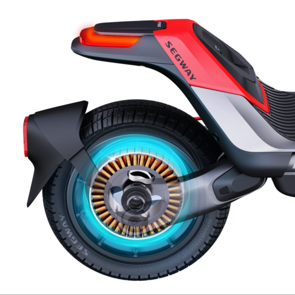 Segway KickScooter P100SE trottinette électrique vue du moteur arrière