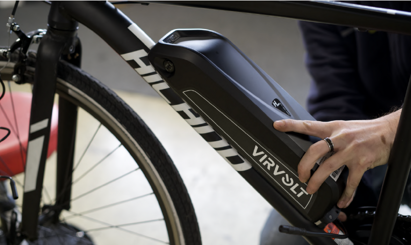 Dans la cadre de l'électrification d'un vélo musculaire la batterie Virvolt est montée sur le cadre du vélo