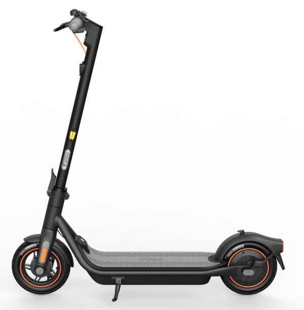 La trottinette électrique Ninebot Segway F65I étanche avec une autonomie de 65 km est en vente chez Citytrott