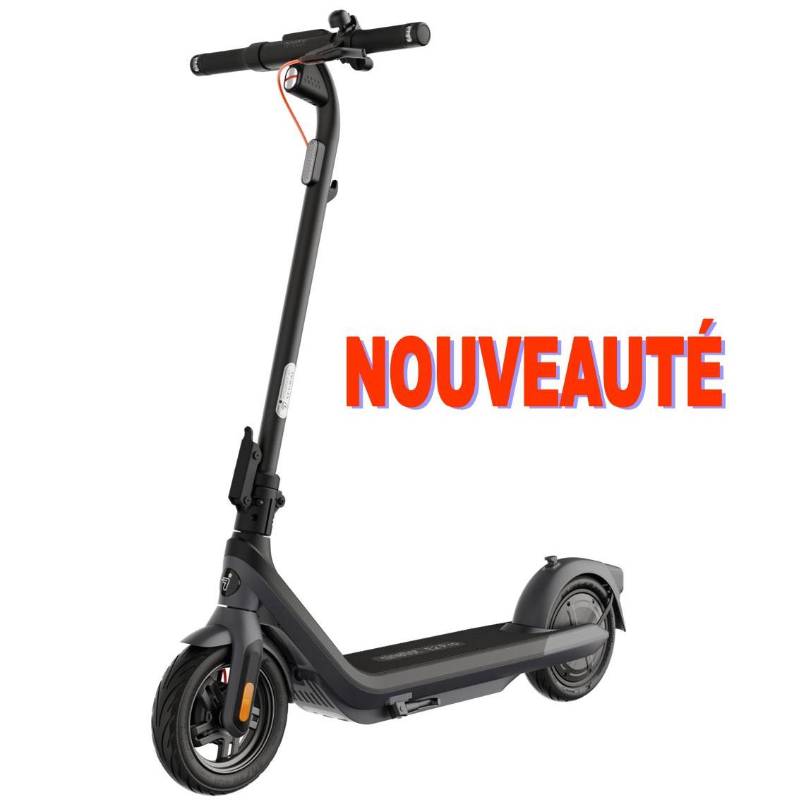 Vue de la trottinette Ninebot E2 Pro en coloris gris noir très polyvalente et pas chère en vente chez Citytrott